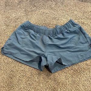 Patagonia barely baggies size M